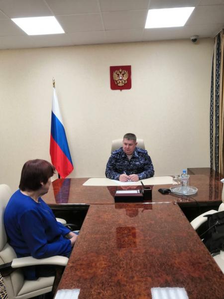 На Ямале руководитель регионального управления Росгвардии ответил на вопросы граждан в общественной приемной президента России