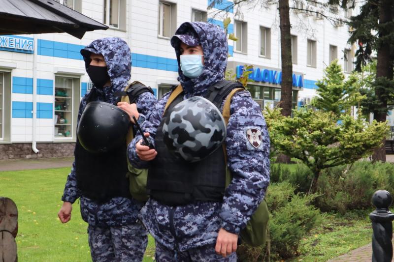 В Ставрополе сотрудники Росгвардии приняли участие во всероссийской тренировке по гражданской обороне