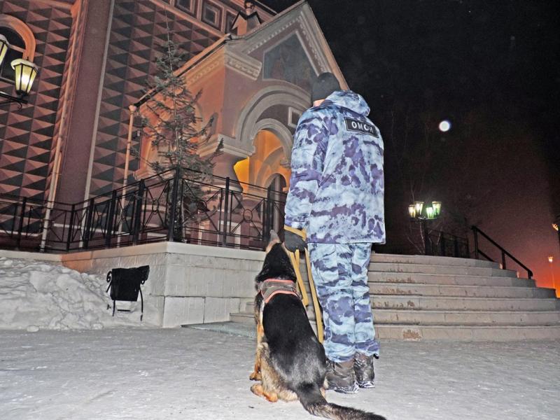 В рождественскую ночь росгвардейцы обеспечили безопасность жителей Хакасии