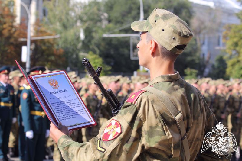Росгвардия приглашает жителей Курской области в военные образовательные учреждения высшего образования