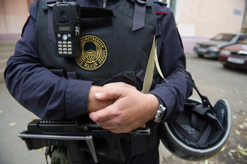 В Копейске сотрудники Росгвардии «по горячим следам» задержали подозреваемого в краже аккумулятора