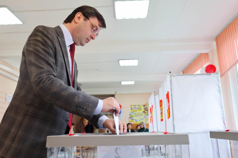 Олег Сольский проголосовал на выборах губернатора Московской области в Реутове
