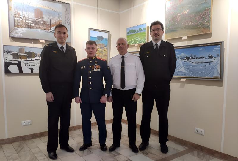 Приморский филиал охраны Минтранса России принял участие в чествовании Героев России