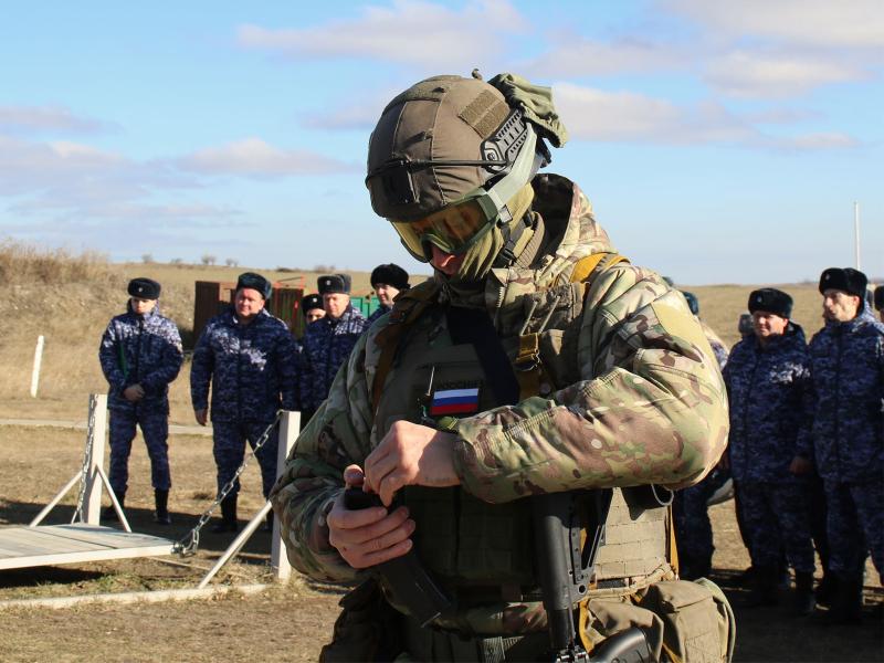 На Ставрополье прошли занятия по организации огневой подготовки с командирами подразделений территориального органа Росгвардии