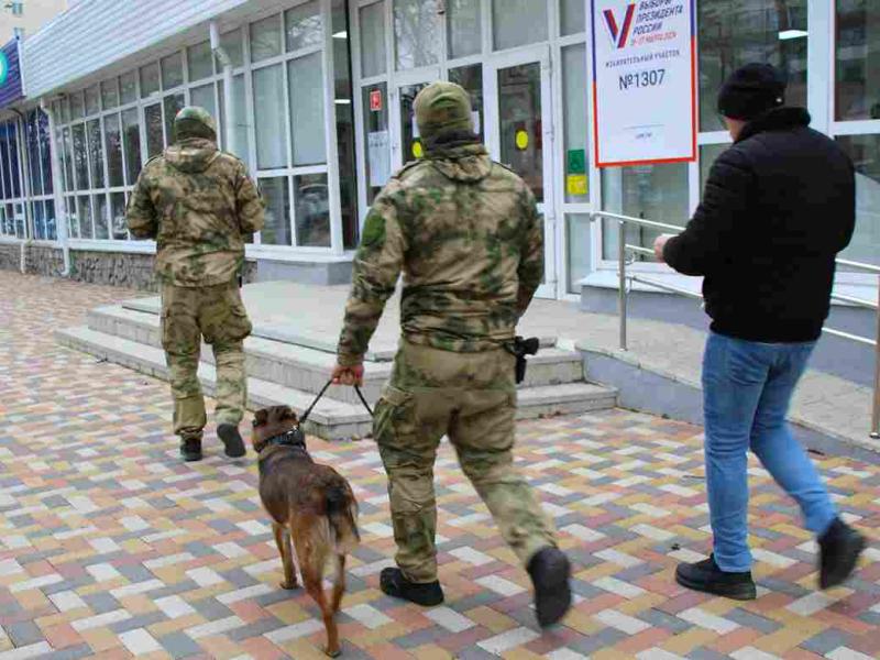 Росгвардейцы обеспечили правопорядок в дни голосования на Ставрополье