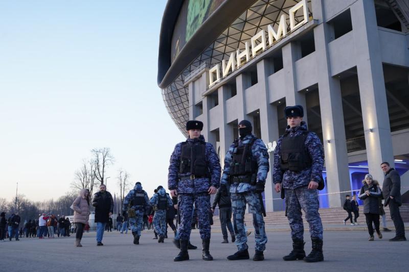 Росгвардия приняла участие в обеспечении безопасности на международном футбольном матче в Москве