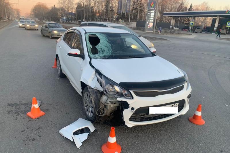 Пешеход попал под колеса автомобиля в Новосибирске