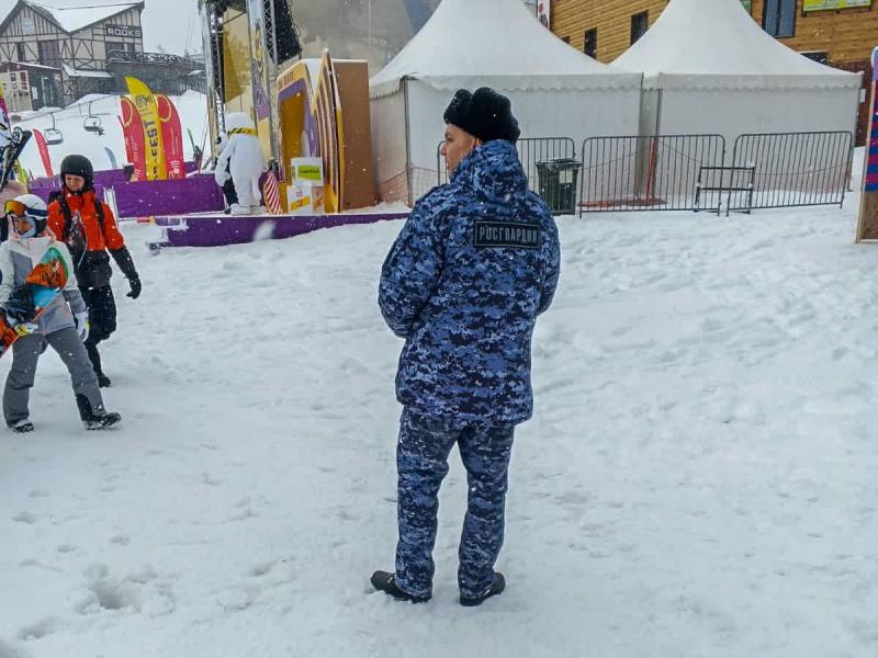 Росгвардия обеспечила необходимые меры безопасности масштабного горнолыжного фестиваля
