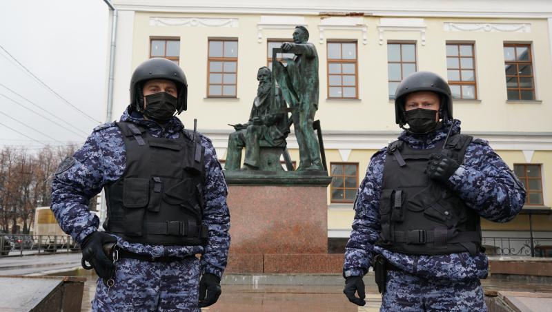 В Кирове росгвардейцы выявили водителя с признаками опьянения